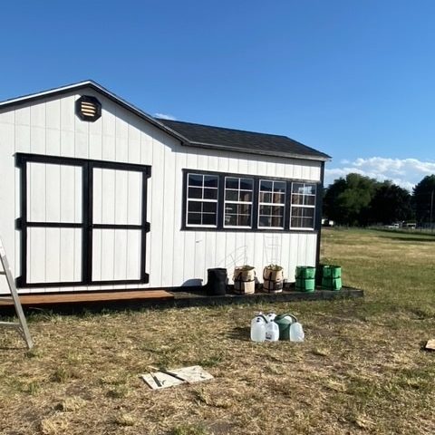 finished interior shed2