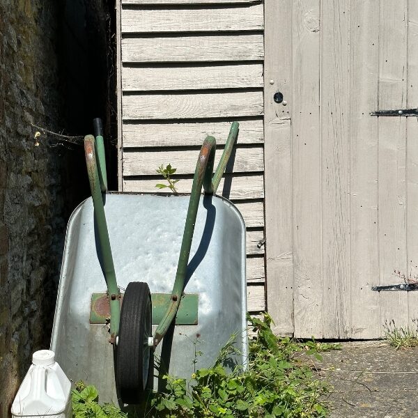 garden storage tool